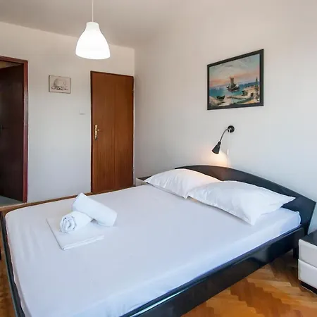 & Strcic Krk 3* קרק