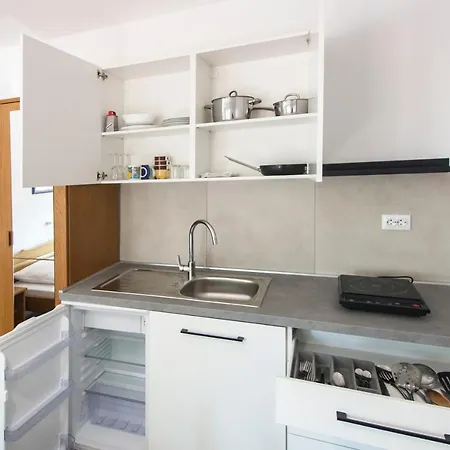 בית הארחה & Strcic Krk 3*