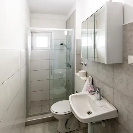 & Strcic Krk Pensiune 4*
