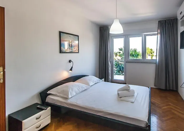 Konukevi & Strcic Krk 3*